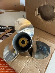 10 1/2 x 13 Stainless Boat Propeller For Mercury 25-60HP 13Tooth RH 48-855858A46 - Picture 1 of 4