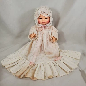 1977 HORSMAN Baby Doll thumb suck blue eyes Beth Abrams dress 13" - Picture 1 of 10