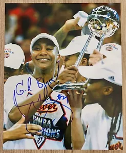 Tamika Catchings Signed Indiana Fever 8x10 Photo Basketball WNBA HOF Auto RAD - Picture 1 of 1