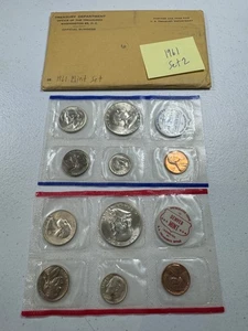 (1) 1961 US MINT SILVER P & D Set, in all OGP, w/ 90% SILVER COINS, SET 2 - Picture 1 of 6