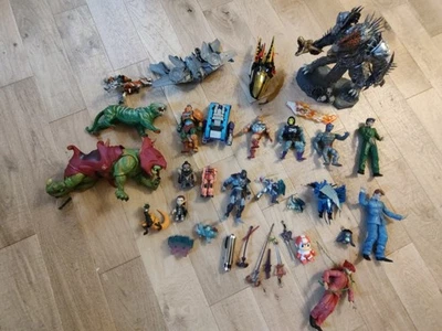 Lote de juguetes mixtos - GW2 Rytlock Brimstone, YuYu Hakusho, He-Man ¡y más! Foto 1 de 4