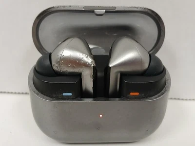 Samsung Galaxy Buds3 Pro Wireless Earbuds SM-R630, Silver - Image 1 of 4