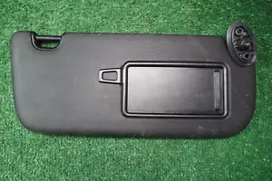 2014 2015 2016 2017 2018 KIA SOUL RIGHT Sun Visor OEM 1 Peice 85220B2240BF - Foto 1 di 4