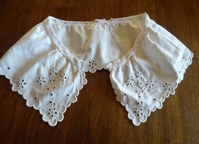 BRODERIE - Volant de coton brodé - 55 cm x 13 cm - Photo 1/2