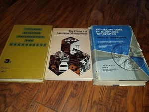 Lot of 3 Vintage Management textbooks, History of American Management, 1969 - Picture 1 of 1