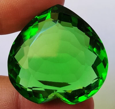 123.25 Ct. Large Green Peridot Heart Shape Loose Gemstone for Ring & Pendant - Image 1 of 4