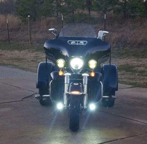 6000K LED Auxiliary Lamps Light Kit for Harley-Davidson Trike (all years) - Image 1 of 4