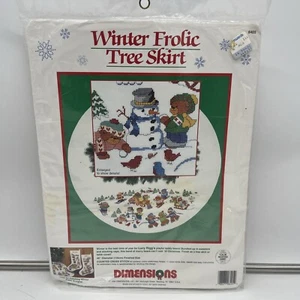 NEW VTG 1990 Dimensions Counted Cross Stitch Winter Frolic Tree Skirt Bears - Picture 1 of 6