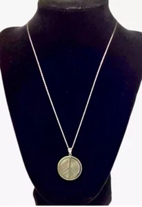 14k White Gold MOP Peace Pendant Necklace 1" Pendant on 18” 14k Chain 60s 70s - Picture 1 of 11