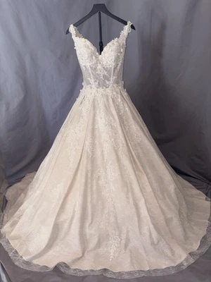 Vestido de Novia Colección PRONOVIAS PRIVEE, NUEVO-Nunca Usado Foto 1 de 4