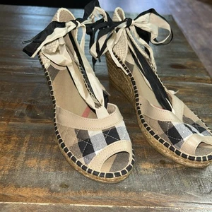 Burberry Slip On wedge sandals Size 40 US 9.5 New No Box - Picture 1 of 12