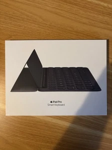 iPad Pro - Smart Keyboard (schwarz) - Bild 1 von 4