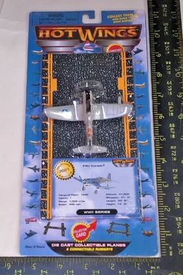 Avión de metal fundido Hot Wings F4U Corsair Segunda Guerra Mundial 2021 #17108 NUEVO stock antiguo Foto 1 de 3