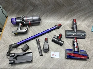 Dyson V11 Animal Vacuum Cleaner V11 Heads, Tools Dock Charger & Wand Ect #4 - Picture 1 of 11