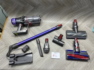 Dyson V11 Animal Vacuum Cleaner V11 Heads, Tools Dock Charger & Wand Ect #4 - Image 1 of 4