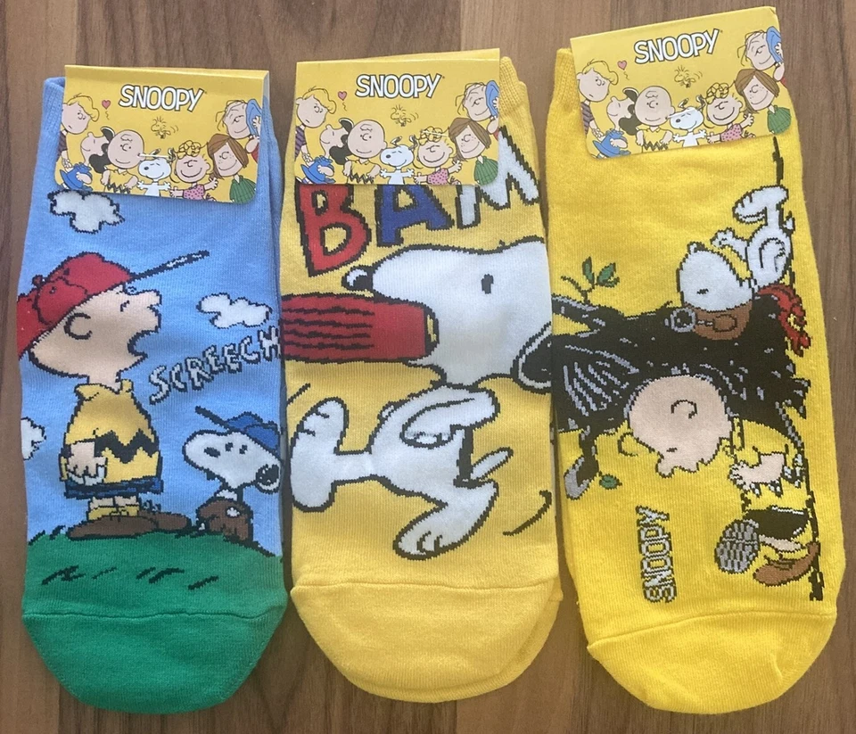 Three (3) pairs - PEANUTS -Womens  Ankle Socks - Snoopy Charlie Brown Size 5-10 - Image 1 of 4