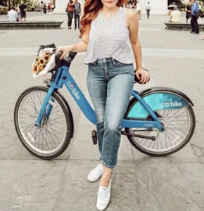 Athleta Sculptek Slim Straight Cropped Jeans Sz 4 NWT Lapis Wash Active Stretch  - Picture 1 of 6