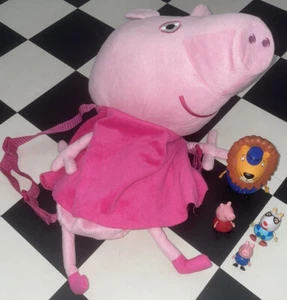 PEPPA PIG PLÜSCH RUCKSACK MIT FIGUREN KEINE GEBRAUCHSSPUREN - Bild 1 von 5