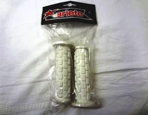 Manopole grips moto scooter ATV Enduro HONDA XL gomma rubber bianco white 1609A - Picture 1 of 1