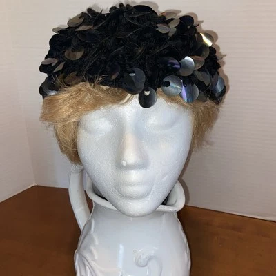 Sombrero de ganchillo vintage años 60 lentejuelas negras boina pequeña icónica #phb Foto 1 de 4