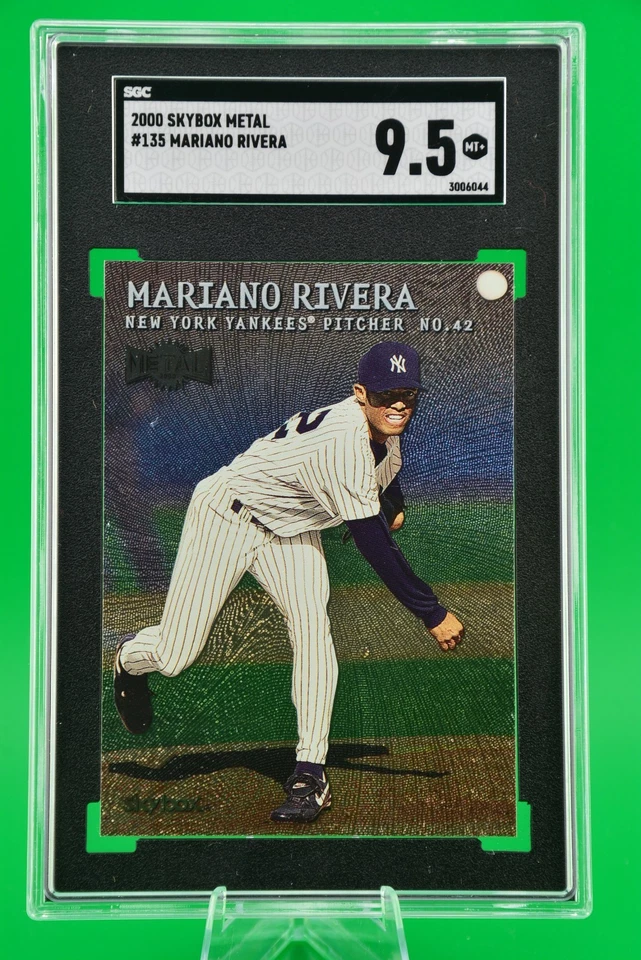 Skybox Metal #135 2000 Mariano Rivera New York Yankees Salón de la fama SGC 9,5 Foto 1 de 2