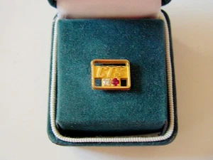 Prendedor de premio CTS Con-Way Transportation Services/oro 10K diamante y rubí - Imagen 1 de 3