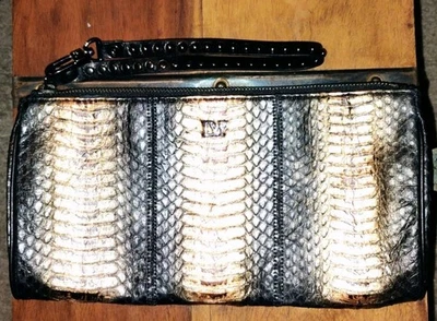 Muñequera sin asas metálica con tachuelas Diane Von Furstenberg Arabella  Foto 1 de 4