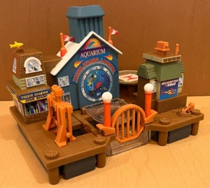 Galoob Micro Machines Tigerhai Landung Aquarium nur 1996 UNVOLLSTÄNDIG - Bild 1 von 10