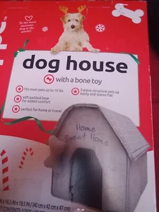 PET SHOPPE DOG HOUSE BONE FOR MOST PETS UP TO 10 lb PADDED BASE TRAVEL HOME NEW - Picture 1 of 4