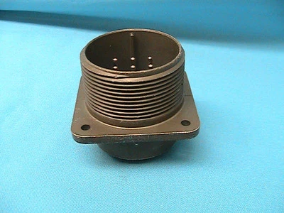 1 NEW AMPHENOL RECEPTACLE 97-3102A-22-20P SHELL SIZE 22 9 CONTACTS 16 GUAGE - Image 1 of 3