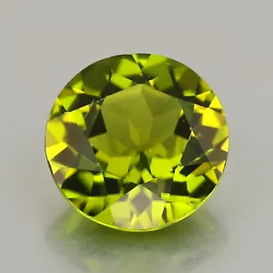 Video_3.93cts_China_Peridoto natural_Tono verde loro vívido_Corte redondo_GM1145 - Imagen 1 de 2