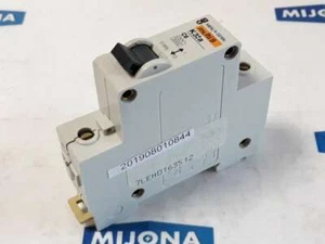 Disyuntor Merlin Gerin Multi 9 K32a C6 21950 230V-3000 6LEH0163507 E98 13 - Imagen 1 de 6
