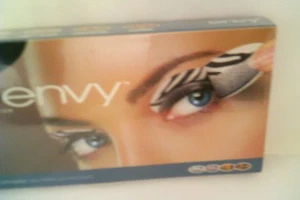 EyeEnvy Exotic Zebra Camo Leopard Shadow Appliques Color Professional 5 Pair New - Picture 1 of 9