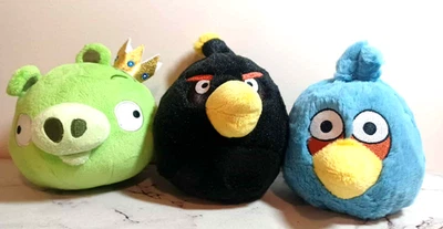 Angry Birds Commonwealth Bundle Plush Lot No Sound 5" "C" - Image 1 of 4