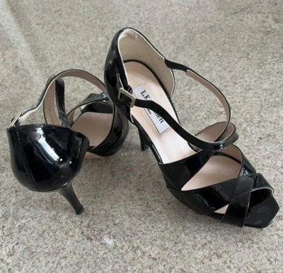 L.K. Sandalias de aguja Bennett Sandy de charol negro con tiras (37,5) Foto 1 de 4