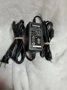 Toshiba AT7020A AC Adapter DC 12V 1A 1000mA Power Supply Cord Charger Genuine - Picture 1 of 3