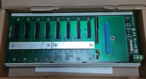 Opto 22 SNAP-B8M SNAP B-Serie 8 Module Rack - Bild 1 von 3