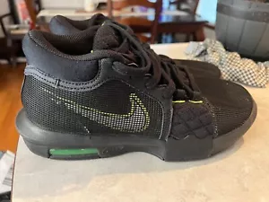Nike LeBron Witness 8 Black Volt Sneakers Size 8-Great Condition! - Picture 1 of 7