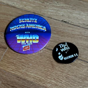 The Who - 2 Vintage Pin Buttons - 1982 Schlitz Tour - Picture 1 of 1