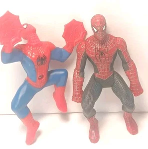 Spiderman Figures 2002 The Movie Driving Sitting and 2010 McDonalds Marvel Heros - Picture 1 of 6