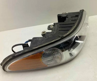 Conjunto de farol de passageiro/direito BUICK LESABRE direito 00 01 02 03 04 05 - Imagem 1 de 4