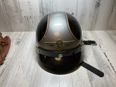 Capacete de motocicleta vintage preto prata Harley Davidson Bell tamanho médio - Imagem 1 de 4