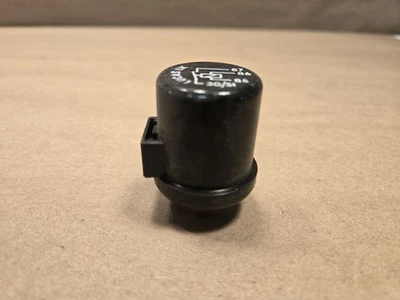Jaguar XJS XJ6 XJ12 4-Pin Flasher Relay 33358B - Image 1 of 4