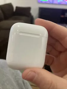 Apple AirPods 2ème génération avec étui de charge - Blanc - Photo 1 sur 3