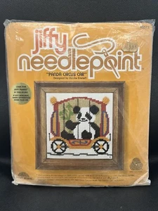 Vintage Jiffy Nadelstich Kit Panda Zirkus Auto 5""x5"" 1980 - Bild 1 von 3