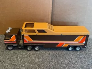 ERTL International Bustin Bronco Semi and Trailer, NICE! - Picture 1 of 7