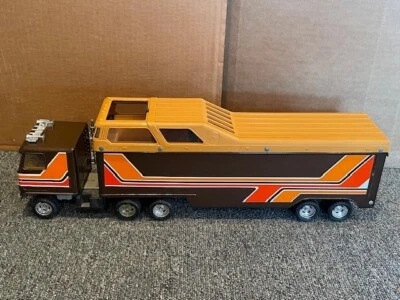 Semirremolque y remolque ERTL International Bustin Bronco, ¡BONITO! Foto 1 de 4