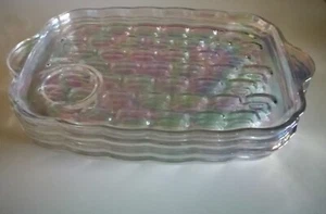 Set 4 piatti snack iridescenti di Federal Glass 10,5" coloniali anni 60 - Foto 1 di 2