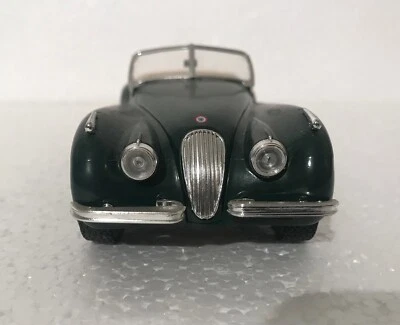 Modellino JAGUAR XK 120 Vintage in metallo  anni 80 - BBURAGO BURAGO - Immagine 1 di 4