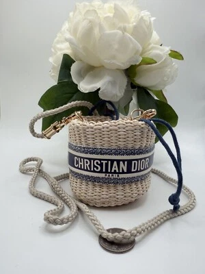Christian Dior Bolsa de Paja Mini Bolso de Hombro Cubo Novedad Maquillaje Cosmético Foto 1 de 4